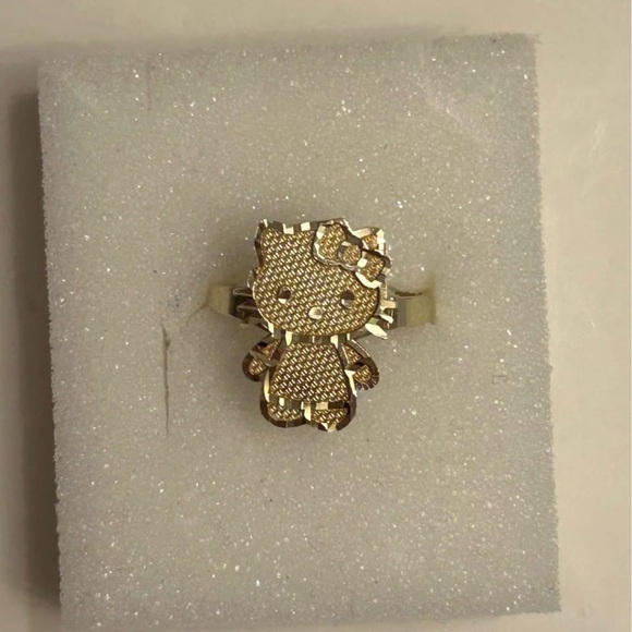 Jewelry - Gold Hello Kitty Ring